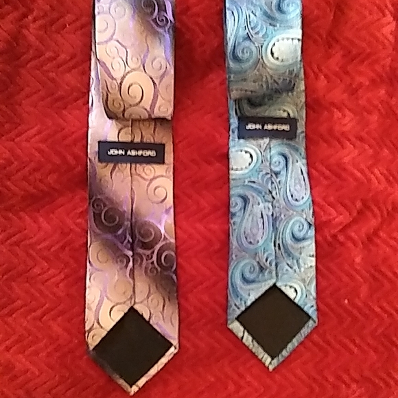 John AshFord 48" Paisley and swirl - Picture 2 of 3